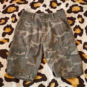 Men’s Levi cargo Shorts